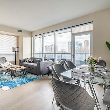 Globalstay Modern Apartments In North York Skyscraper Toronto Bagian luar foto