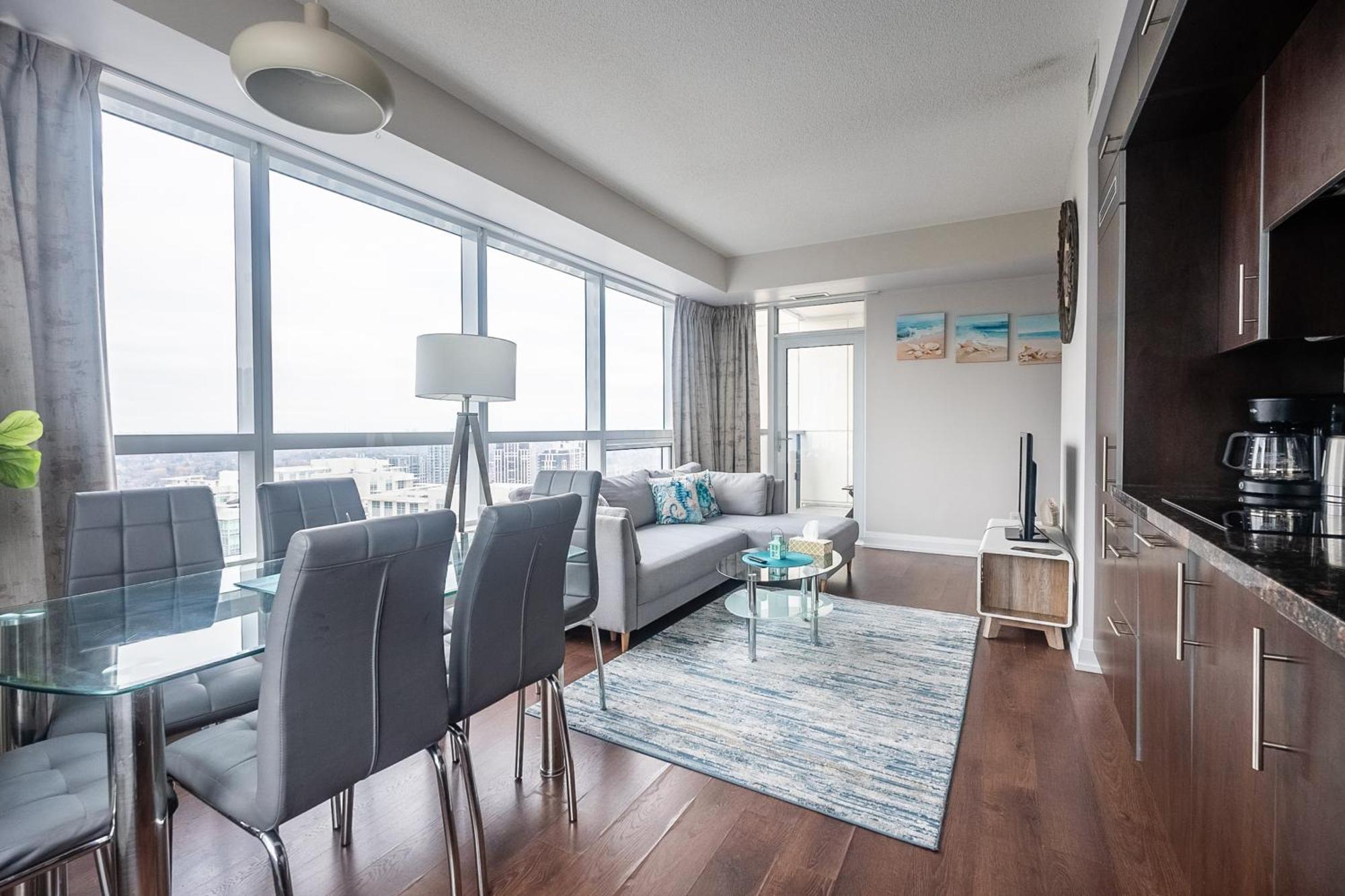 Globalstay Modern Apartments In North York Skyscraper Toronto Bagian luar foto