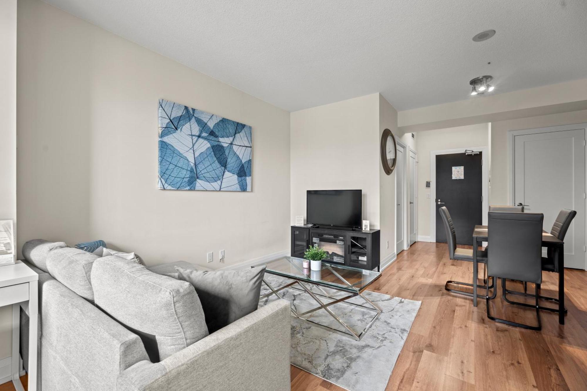 Globalstay Modern Apartments In North York Skyscraper Toronto Bagian luar foto
